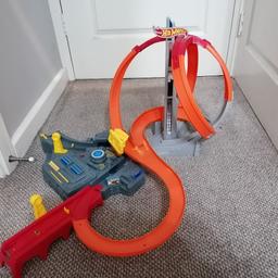 COLLECTION ONLY DY8 4 AREA
 
Hot Wheels track with sounds watch the car go. 

In good used condition, with normal signs of kids use in full working order. 

For more details please see photos, from a smoke free home.

Collection cash please! Stourbridge DY8 4 area (Near Corbett Hospital)

Open to Offers.