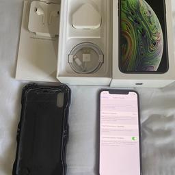 Selling in fully working order Mint Condition IPhone XS,Unlocked to any provider,Storage 256GB,Space Gray.
Battery capacity 90%
iPhone came with original Box.
Original Apple Unused accessories (charger,USB cabel Headphones and pin)

Please no exchange.Price is solid.
Only serious buyers!

Cash in collection.