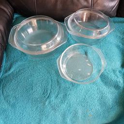 3 pyrex dishes. Missing 1 lid. 
collection only please.  B628LL