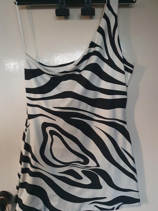 Buy & Sell Leicestershire Oadby and Wigston - Photos for (12) Ladies top