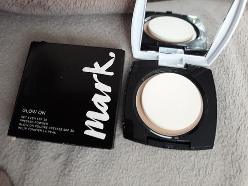 Buy & Sell West Midlands Birmingham - Photos for Glow on pressed powder