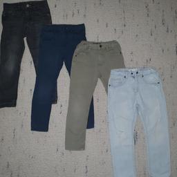 zara Jeans 4 Stück
Größe 110, 4-5 Jahre 
SKINNY

Sehr guter Zustand 
Alle zusammen 18 €