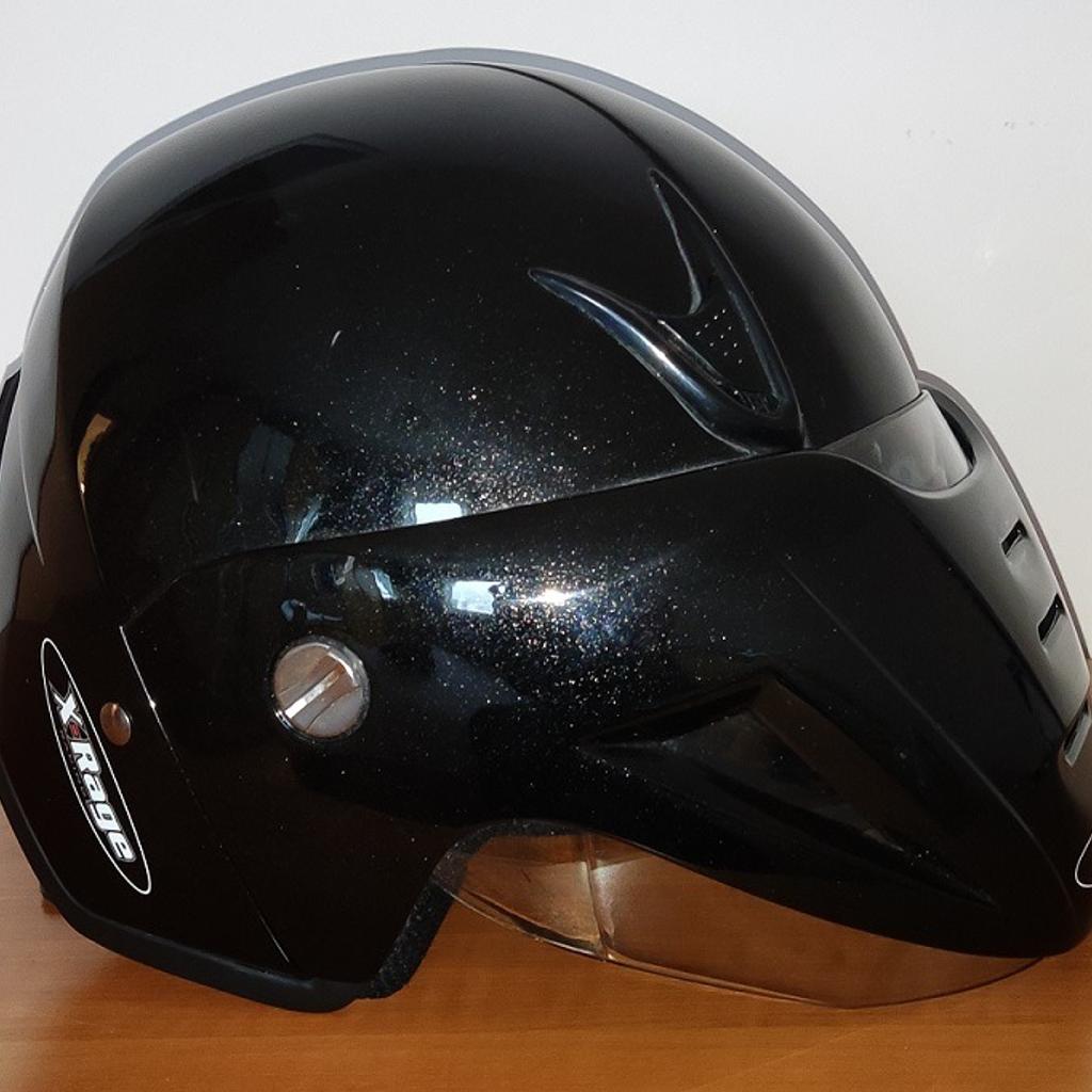 Verkaufe JET Helm der Marke X-Rage - Größe S

Dieser JET – Helm wurde nur 3mal benützt.

Übernehme keine Haftung und keine Garantie für eventuellen Liefer- oder sonstigen Schäden. Porto-, Nachnahme- Gebühren übernimmt der Käufer.
