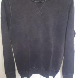 Men's Crew Neck Sweater Pullover Knitwear Casual size M Regular 100% Cotton



NOTICE : On the label the size indicated is L but in my opinion it is an M.

                 I wear L and it is too tight for me



Excellent condition