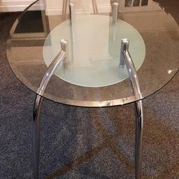 Glass dining table is in good condition in the Stechford area.

Length 5'
Width 3'
Height 76cm

Collection only.