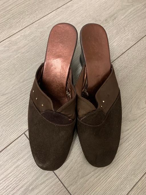 Buy & Sell South East London Crofton Park - South East London - Photos for Ladies slippers Size 38