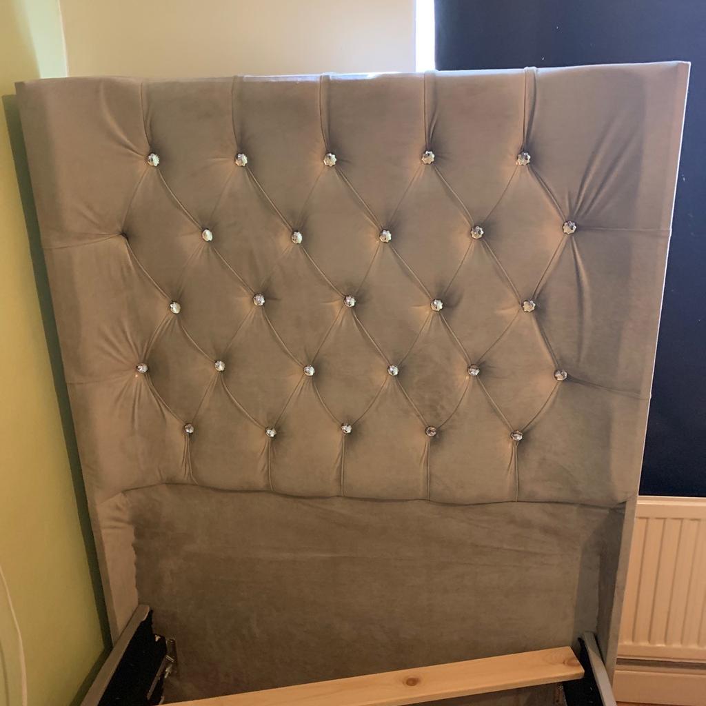 Brand new bespoke single bed. As u can see from photos it is to big for the space we have to fit it in hence has to sell. Can be sold with or without the mattress. The mattress has been used a couple of times. Originally paid £450 as I had the length extended by 10cm from the original single bed hence it being bespoke. Length of bed is 210cm by 120cm. Single beds normally are 200cm long. Beigey/Grey padded diamantés smooth thin chenille material. Beautiful bed shame to go! Quick sale needed as need to get a new bed asap. Collection from nw2 area