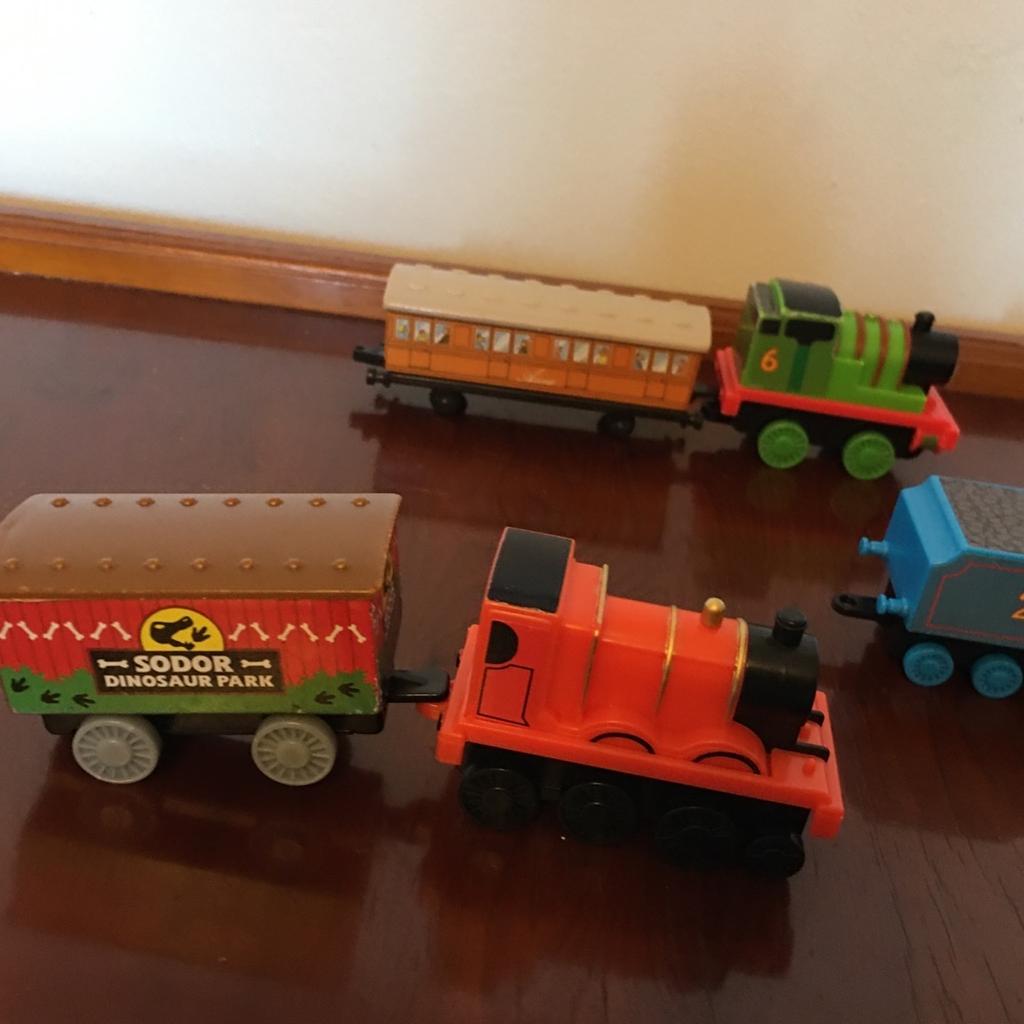 Small Thomas trains and carriages,to small for a wooden track train but ideal for original Thomas and friends train track.collection only