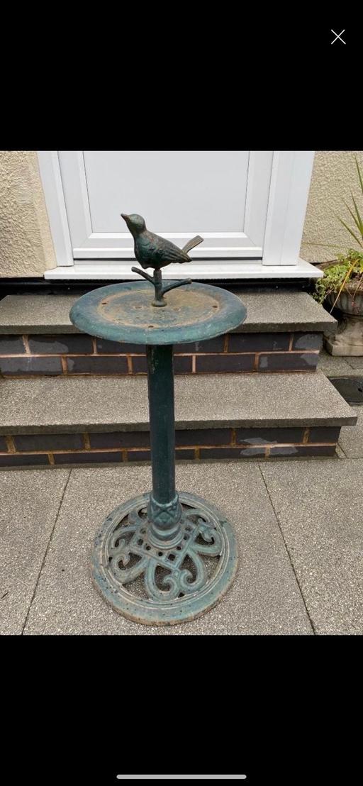 Buy & Sell West Midlands Dudley - Photos for Cast iron bird feeder