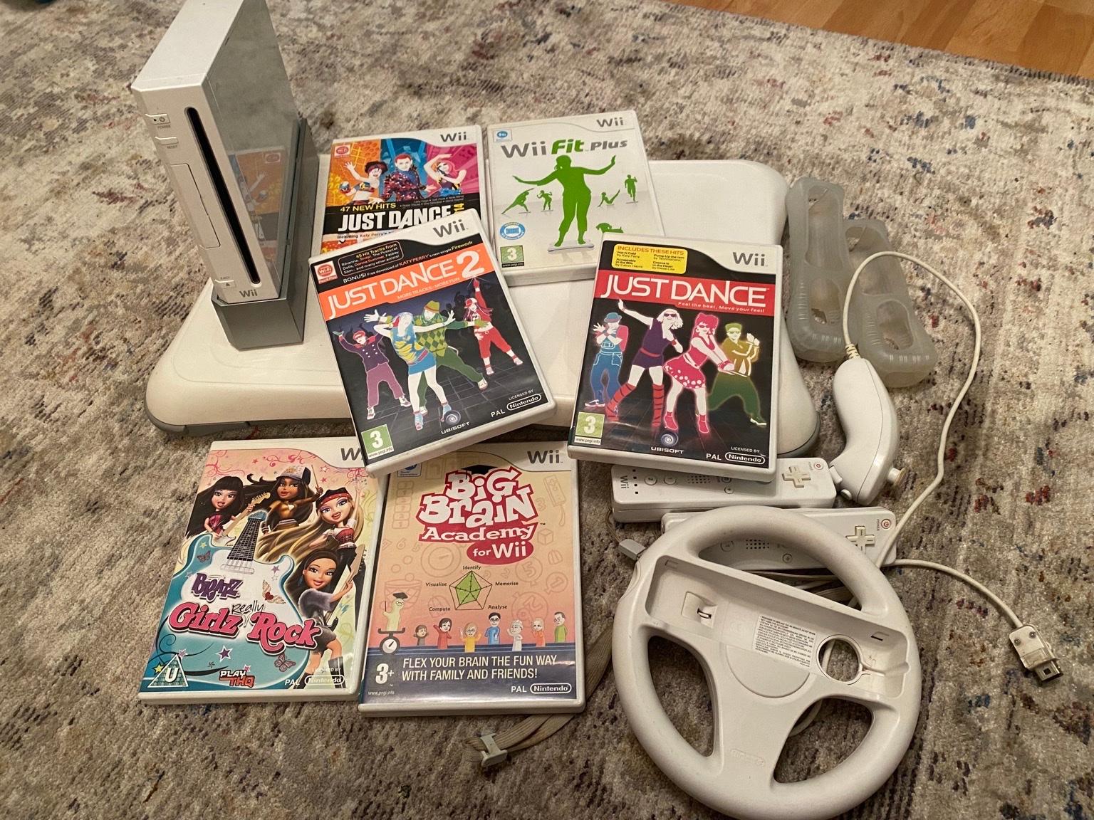 Wii fit bundle in CH42 Wirral for £50.00 for sale Shpock