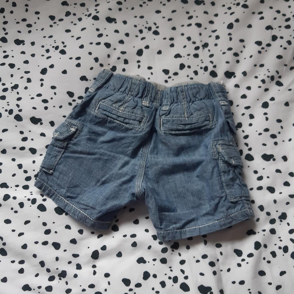 18-24m boys shorts, very soft denim. like new. used 1x. from Gap.