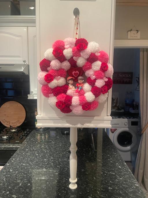 Buy & Sell West Yorkshire Leeds - Photos for Valentines Pom Pom door decor