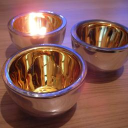 Partylite Teelichthalter Gold

3 Stück vorhanden

je 5 Euro

wie neu

Versand oder Abholung möglich