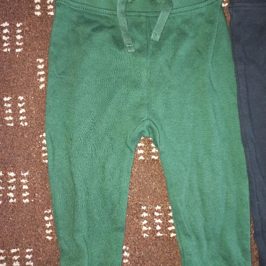 x3 baby boys joggers
Green, Grey and black
In excellent condition only worn few times
6-9 months
No marks or stains
Brand George
£6
Smoke free pet free house
Message me for postage enquiries

See my other ads for more item
Thankyou