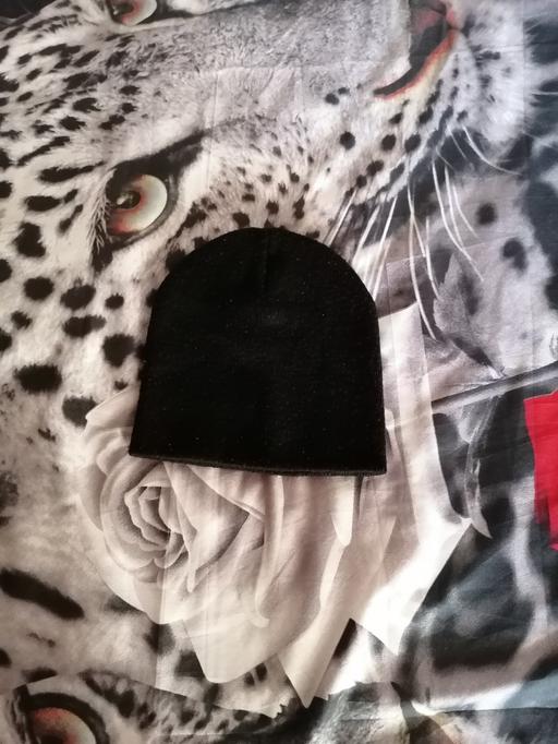 Buy & Sell East London Upton Park - East London - Photos for Unisex winter and autumn hats. All together