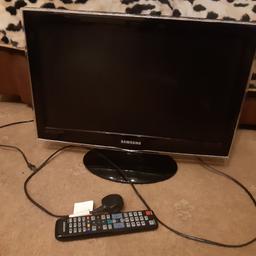 samsung tv 22 inch model ue22C4000pwxxu in great clean looked after condition £18
