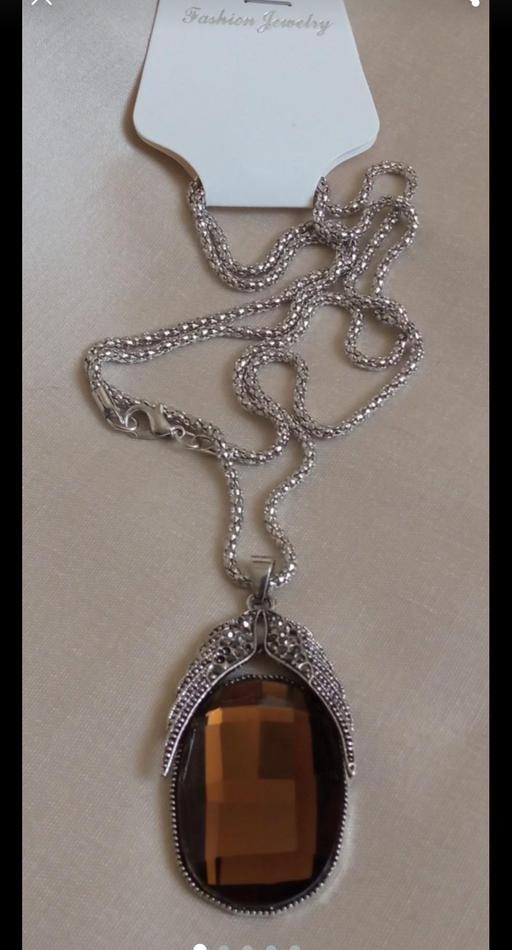 Buy & Sell Grafton Street Industrial Estate West Northamptonshire - Photos for New beautiful necklace chain