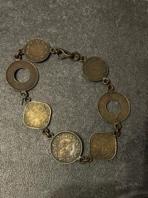 Buy & Sell Caerphilly - Wales Pontlottyn - Caerphilly - Photos for VINTAGE INDIAN COIN BRACELET