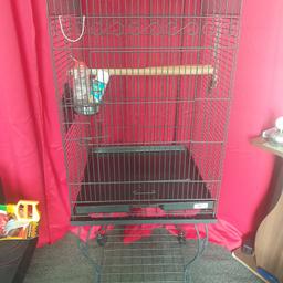 No longer need this as no longer have a bird an most likely won't get a other one soon, good condition, dismantled an ready, collection only thanks