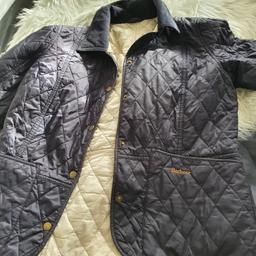 ladies navy BARBOUR jacket UK 14. in good used condition in general but does have a couple of pulls and on hem as shown

collection only DY4

also selling a cream Barbour in other listing :)