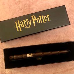 Harry Potter Wand Pen - Official.

In used good condition.

Pen in working order.

Cash/collection only ST3.