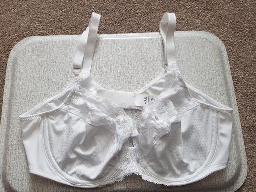 Buy & Sell Hampshire Test Valley - Photos for M&S White Bra 36B