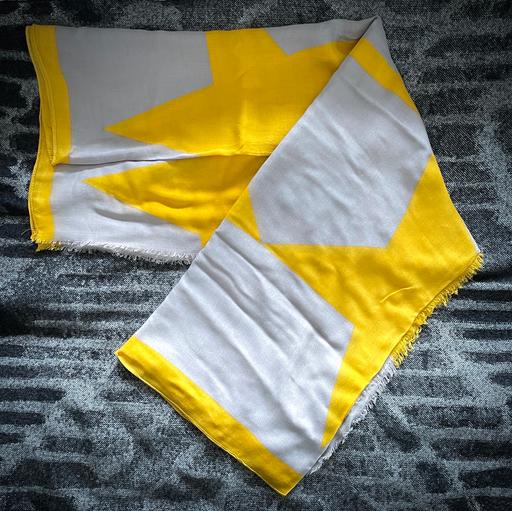 Buy & Sell Nottinghamshire Nottingham - Photos for Star motif large scarf • Grey + Yellow