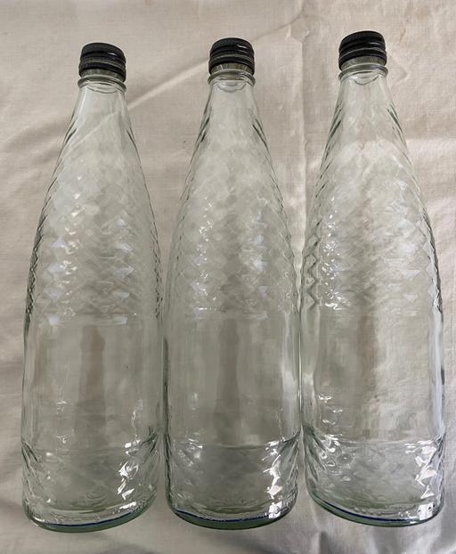 Buy & Sell Cardiff Gabalfa - Cardiff - Photos for Diamond Patterned Glass Bottles (singles)