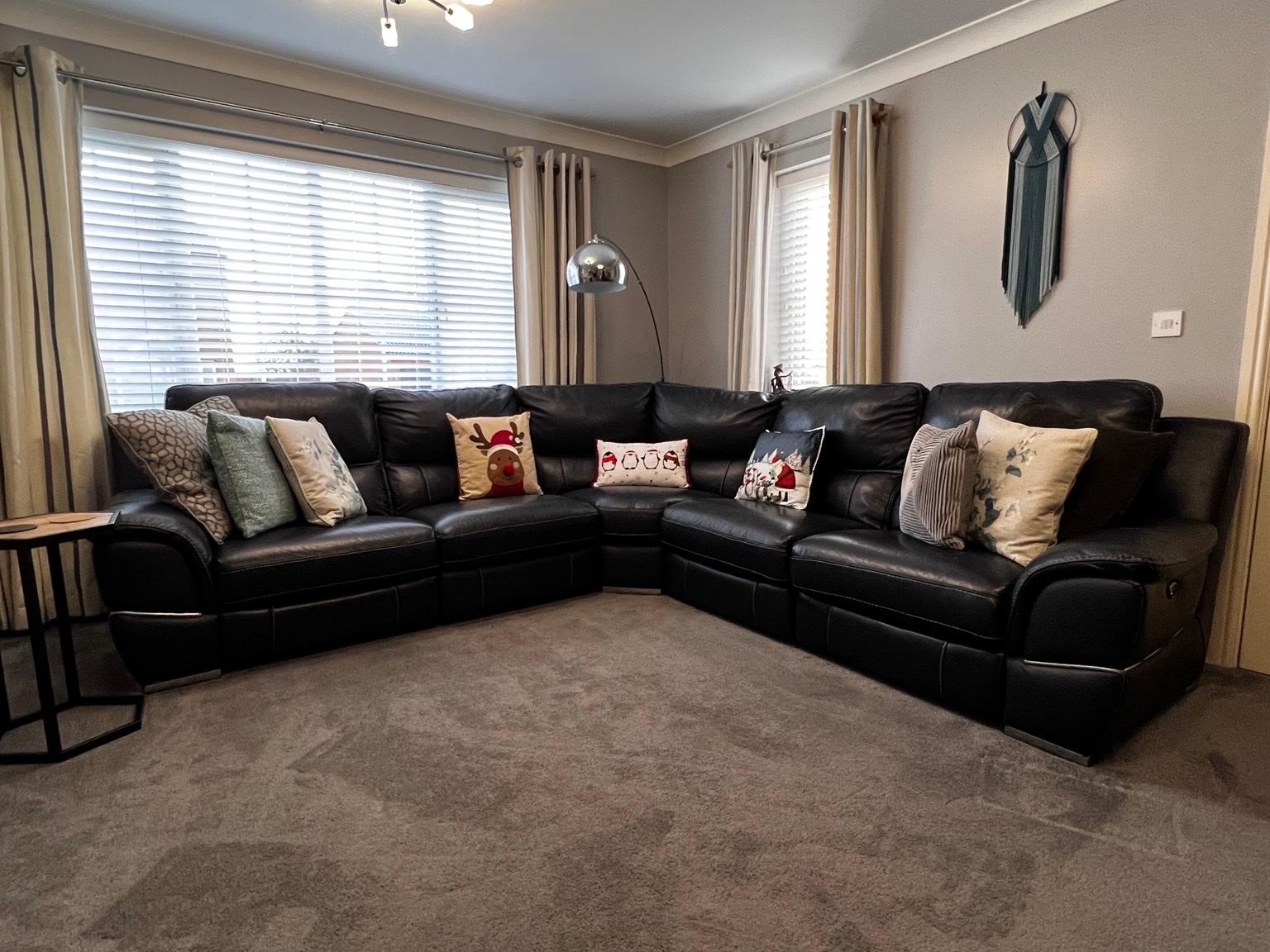 Navy Blue Leather Corner Suite in Amber Valley for £350.00 for sale