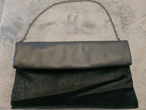 Buy & Sell Nottinghamshire Gedling - Photos for Black Snakeskin Clutch Bag with Chain