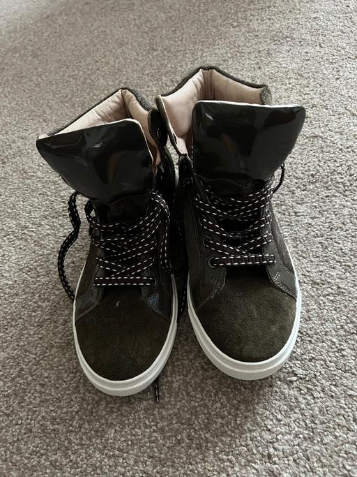 Buy & Sell South West London West Brompton - South West London - Photos for Womens BAIRD Falkland High Top Trainers