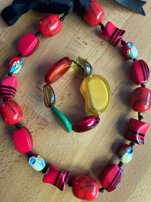 Buy & Sell North West London Camden - Photos for John Lewis Red Beaded Necklace and Bracelet