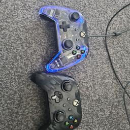 x 2 wired xbox one controls.
not used for a long time i had them as a back up.
the black one wont light up thats brand new never used could be the lead im trying but not sure.