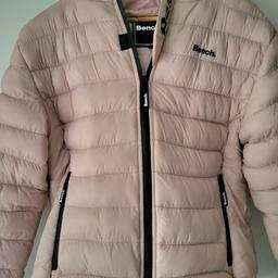 Puffer jacket from BENCH, used twice and in pristine conditions!