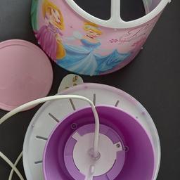 Disney Princess ceiling lamp shade and table lamp in good condition. Table lamp requires E14 SES 11W max (not included). Cash only on collection from London N1