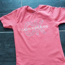 Calvin Klein T-Shirt in der Gr. S - ist aber klein geschnitten.