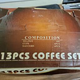 composition
Tea pot 1pc
cups 6pc
saucers 6pc
13pcs coffee set
brand new
