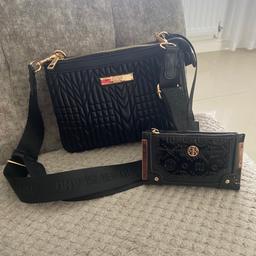 River island across over body bag and purse excellent condition