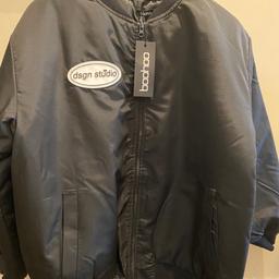 Brand new with tags.
Boohoo padded bomber jacket.
Size 12