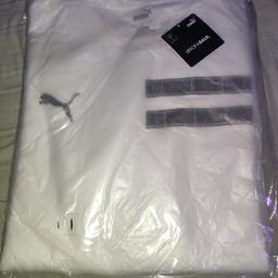 White PUMA x BALR Sweatshirt/Jumper - Medium - Limited Edition

Multiple available, message me and we will go from there.