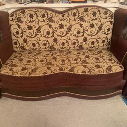 Two seater Settee with storage underneath
Used condition
