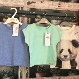THIS IS FOR A BUNDLE OF CLOTHES

1 X PLAIN BLUE T-SHIRT FROM M&S
1 X PLAIN GREEN T-SHIRT FROM M&S - SMALL MARK ON CHEST WHICH CAN BE WASHED OUT - TEA STAIN
1 X WHITE T-SHIRT FROM NEXT WITH PANDA THEME

I CAN POST AS LARGE LETTER WITHOUT THE HANGERS

PLEASE SEE PHOTO