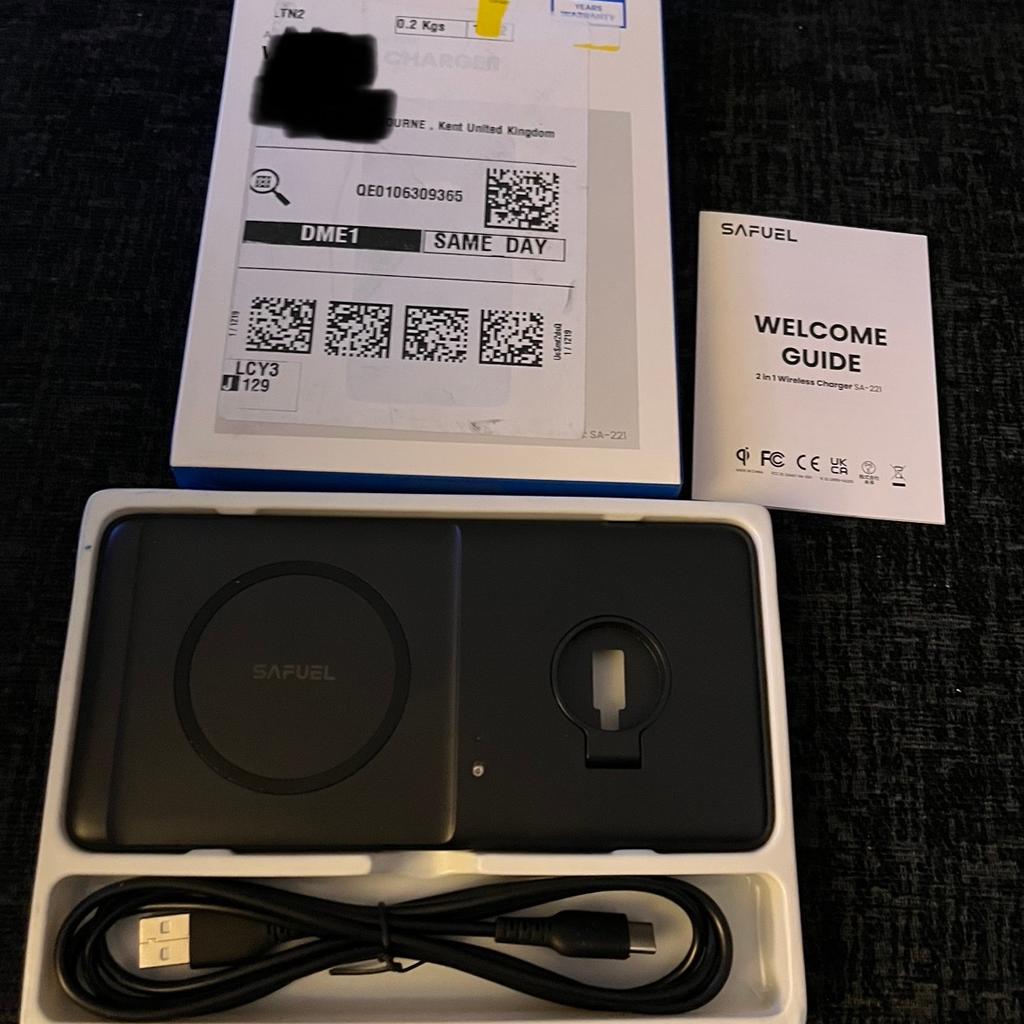 Brand new 2-in-1 Wireless Charger Pad, 15W Wireless Phone Watch Charge Stand Station Earpuds Wireless Charging for iPhone 14 13 12 11 Pro Max Mini Samsung Google iWatch AirPods. Please note it has NO iWatch Cable Charger included.
Compatible with:
Samsung S22/S22+/S21/S21 Plus/S21 Ultra/S21 FE/S20/S20 Plus/S20 Ultra/S10/S10 Plus/S10E/S10 5G/S9/S9 Plus/S8/S8 Plus/S8 Active/S7/S7 Active/S7 Edge/S6 Edge Plus/S6/S6 Active, IPhone 14/ iPhone 14 Pro/ iPhone 14 Pro Max/ iPhone 13/ iPhone 13 Pro/ iPhone 13 Pro Max/ iPhone 12/ iPhone 12 Pro/ iPhone 12 Pro Max/ iPhone 11/ iPhone 11 Pro/ iPhone 11 Pro Max/ iPhone XR/ iPhone XS/ iPhone XS Max/ iPhone X/ iPhone 8 Plus/ iPhone 8, Samsung Galaxy S Lite/Note 20/Note 20 Ultra/Note 10/Note 10+/Note 9/Note 8/Note 5, IWatch/ AirPods / AirPods Pro / Galaxy Buds / Galaxy Buds+/ Pixel 3 / Pixel 3XL / All other Qi-enabled phones and devices, Google Pixel 6/Pixel 6 Pro/Pixel 5/Pixel 4/Pixel 4XL/Pixel 3/Pixel 3XL/Nexus 4/Nexus 5/Nexus 6. Blackview BV5800 Pro/B