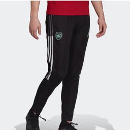 ARSENAL TIRO TRAINING TRACKSUIT BOTTOMS 
Adidas brand 
Very good condition 
Just has small graze on one knee area. (See last pic)
