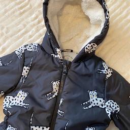 Girls all in one coat, in beautiful condition still like new! 
Age 4-5 years.