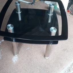 Glass Table good condition