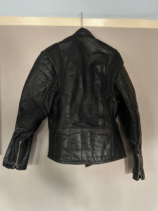 Vehicles Hampshire Southampton - Photos for Leather motorcycle jacket