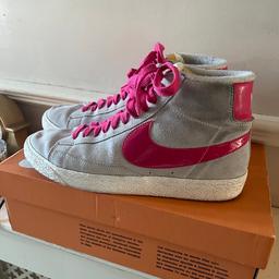 Women’s Nike Blazer mid suede vintage in very good condition size 7 £25 collection Elm Park