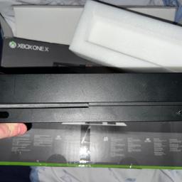 Xbox one x 
Comes with box and wires but no controller
Hdmi port stopped working no idea why 🤷‍♂️