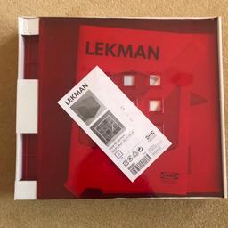 Red Lekman storage box
Brand new still in packaging and wrapping
33x37x33cm
Suitable for Kallax units